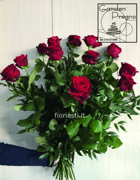 Rose rosse da comporre in mazzo per numero di steli.
