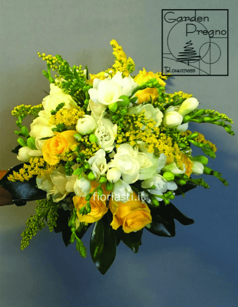 Bouquet di rose gialle e mimosa base