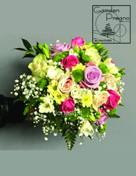 Bouquet di rose colori assortiti.