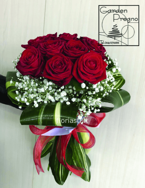Bouquet di rose rosse raffinato