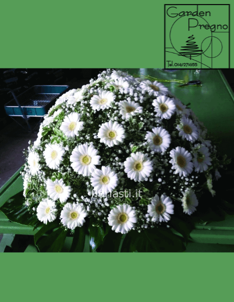 Pouf di fiori freschi per funebre con gerbere